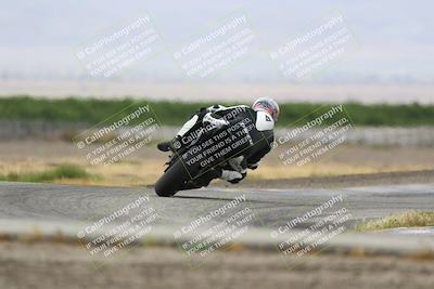 media/May-03-2025-CRA (Sat) [[22b18d099a]]/Races/Race 2/